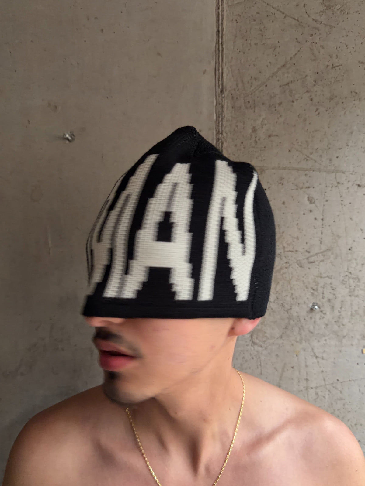 HUMAN KNIT BEANIE