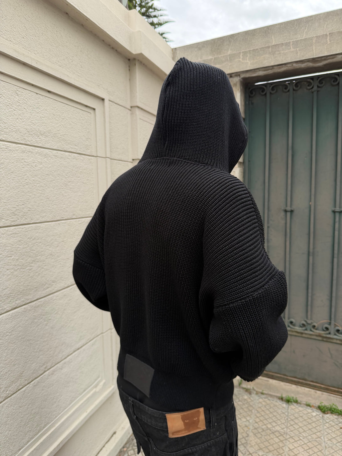 HEAVYWEIGHT ZIP UP SWEATER