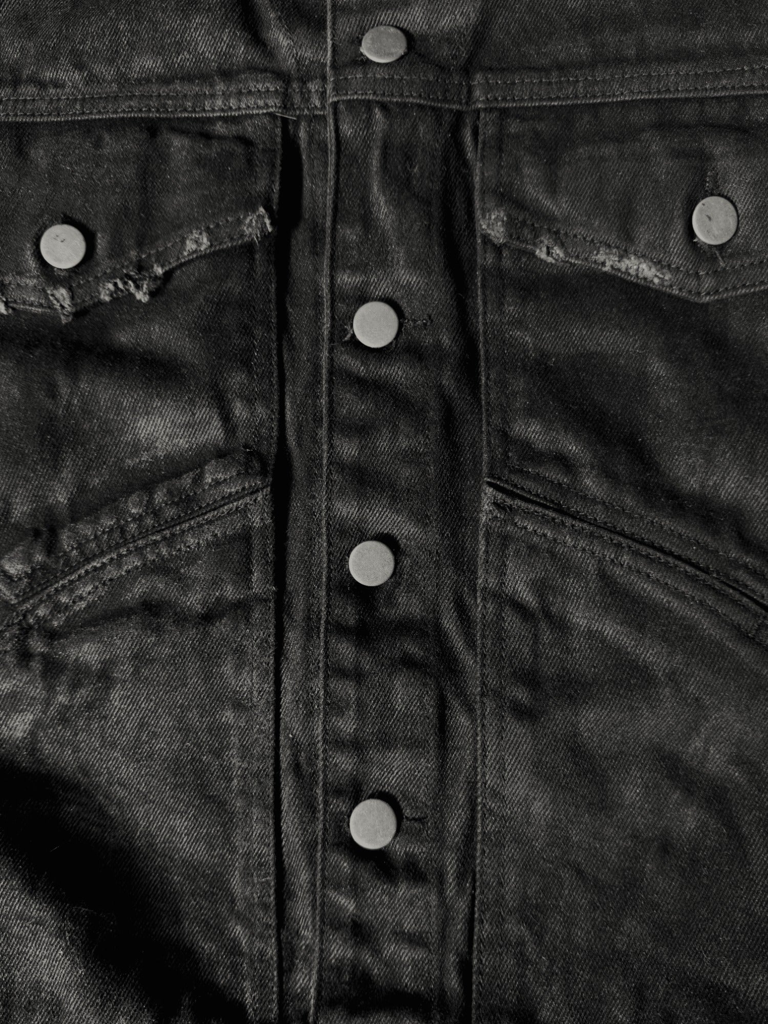 NOIR CREASE JACKET X Adrian Sanchez.